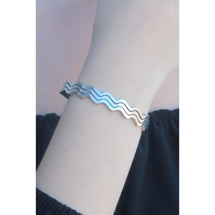 316L Kararmaz Çelik Gümüş Renk Dalga Model Kelepçe Kadın Bileklik - TJ-BB4636