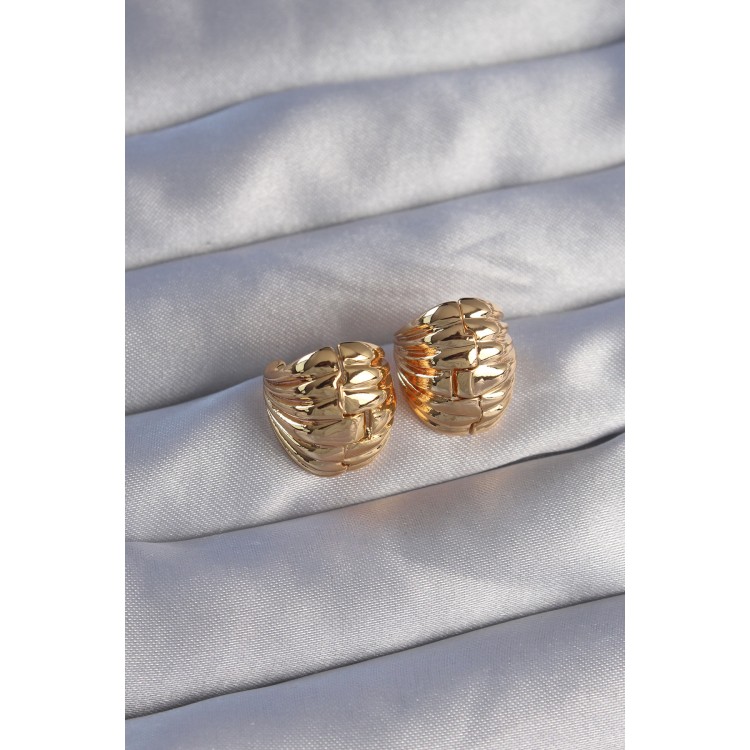 Gold-Tone Rice-Shaped Minimalist Curved Design Earrings - TJ-BKP9080