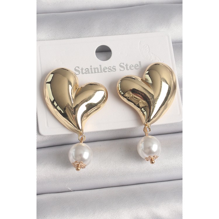 Pirinç Gold Renk Kalp Model Sallantı İnci Detay Kadın Küpe - TJ-BKP10080