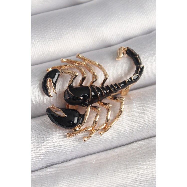Pirinç Gold Renk Siyah Akrep Model Kadın Broş - TJ-BR421