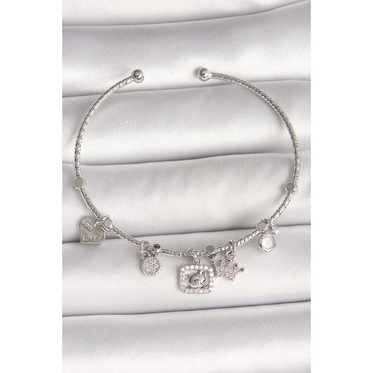 Pirinç Gümüş Renk Sallantı Zirkon Taşlı Ayıcık Figür Taç Detay Charm Kadın Bileklik - TJ-BB6907