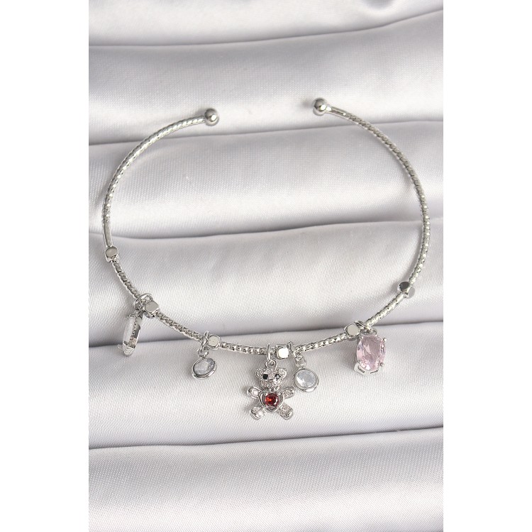 Pirinç Gümüş Renk Sallantı Zirkon Taşlı Ayıcık Figür Kırmızı Taş Detay Charm Kadın Bileklik - TJ-BB6912