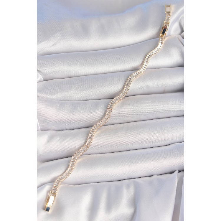 Pirinç Gold Renk Su Yolu Zirkon Taşlı Model Kadın Bileklik - TJ-BB6926