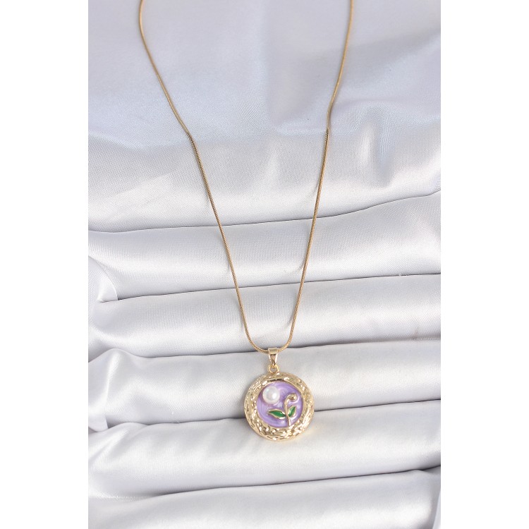 316L Çelik Gold Renk Zincir Mor Çiçek İşlemeli İnci Detay Potre Model Kadın Kolye - TJ-BKO10081
