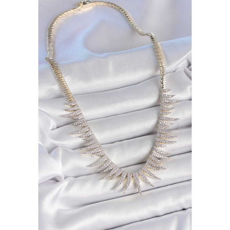 Pirinç Gold Renk Zirkon Taşlı Sivri Model VIP Seri Kadın Kolye - TJ-BKO10202