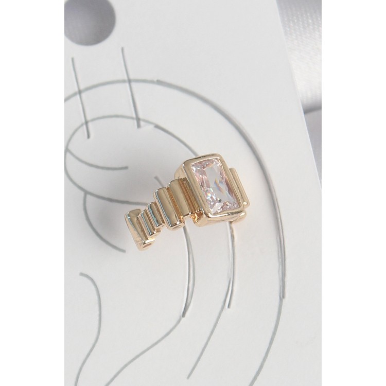 Pirinç Gold Renk Kare Zirkon Taşlı Kadın Kıkırdak Küpe - TJ-BKP10586