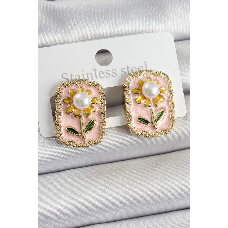 Pirinç Pembe Mineli Papatya Figürlü Sanatsal Portre Model Gold Renk Kadın Küpe - TJ-BKP10687