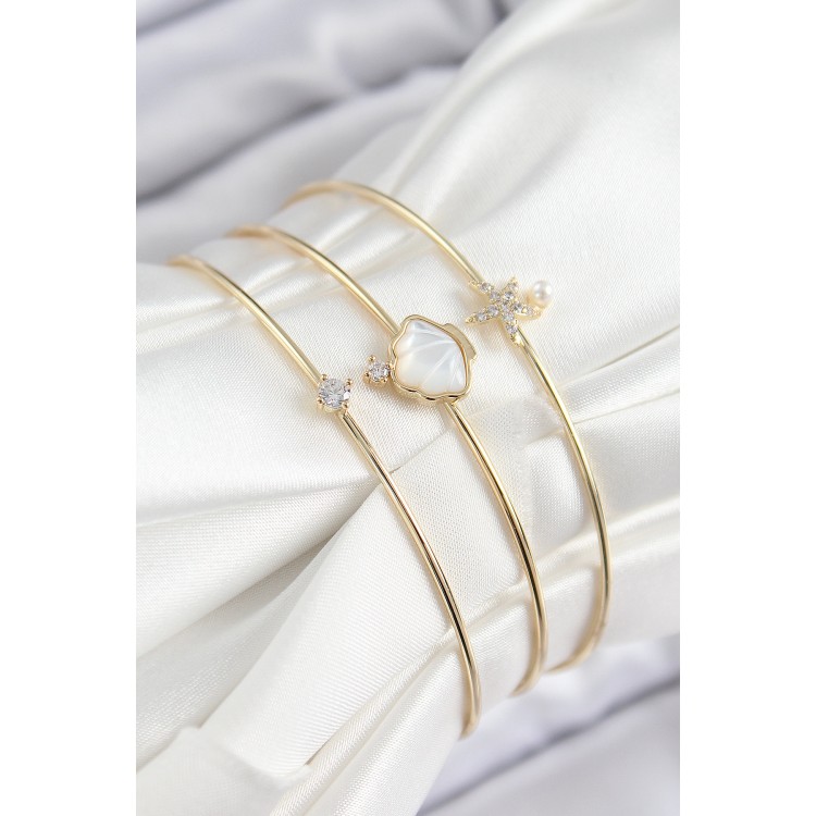 Pirinç Zirkon Taşlı İstiridye Ve Deniz Yıldızı Model Gold Renk Vip 3'lü Kadın Bileklik - TJ-BB7335