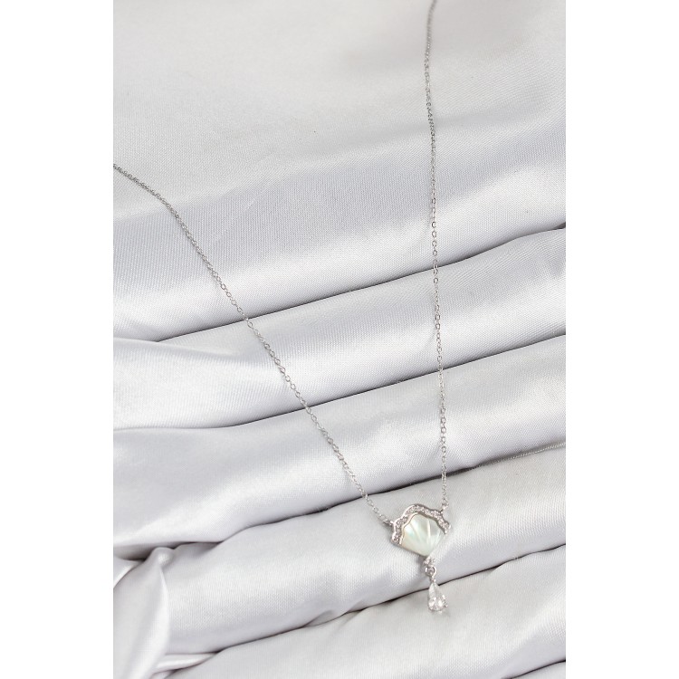 Pirinç Zirkon Taşlı İstiridye Model Gümüş Renk Kadın Kolye - TJ-BKO10417