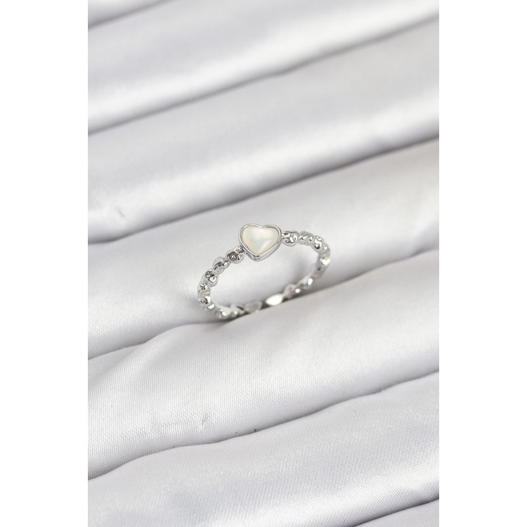 Pirinç Gümüş Renk Kalpli Model Kadın Yüzük - TJ-BYK3875