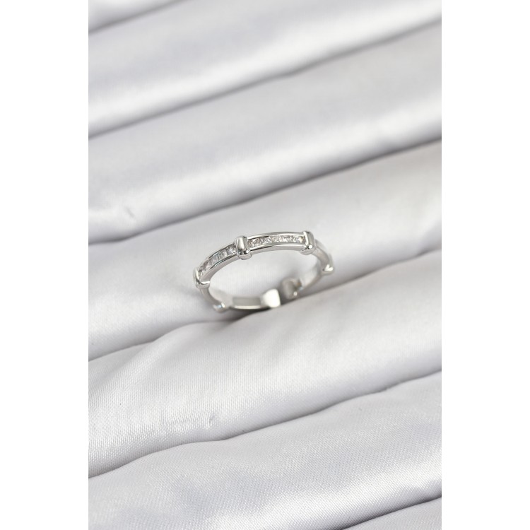 Pirinç Gümüş Renk Kemik Model Zirkon Taşlı Kadın Yüzük - TJ-BYK3889