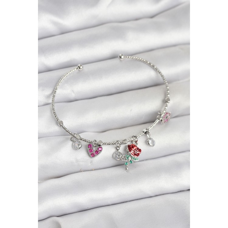 Gül Charmlı Gümüş Renk Pirinç Kadın Bileklik - TJ-BB8044