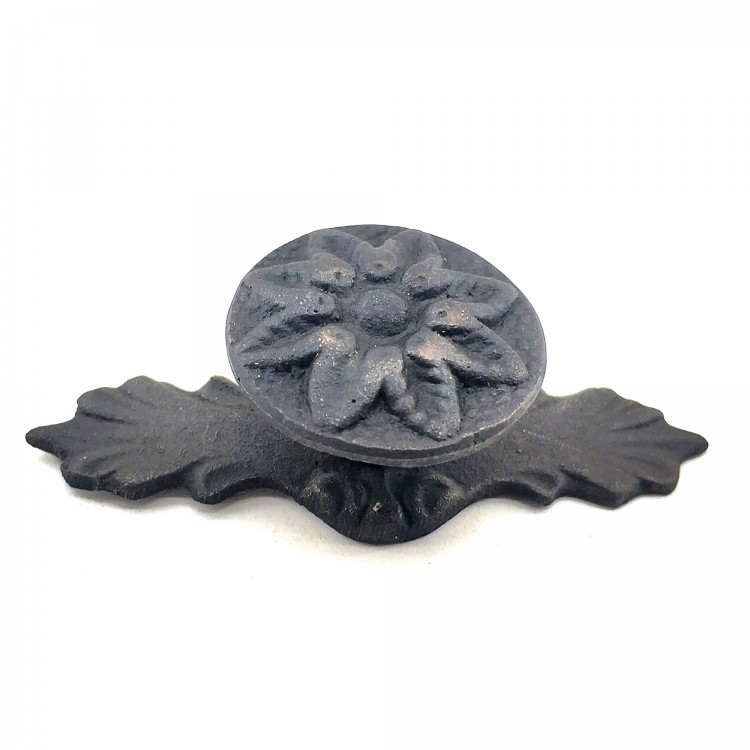 Antika Tarz Dekoratif Pirinç Çiçek Düğme - 29x70 mm, Oksit