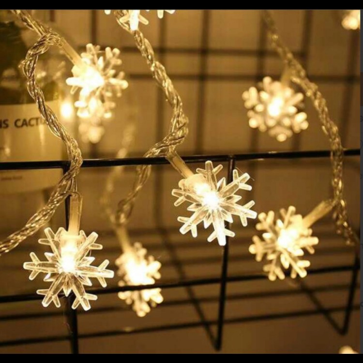 Kar Tanesi 5m 28 Led Gün Işığı Kar Tanesi 4 Cm Pilli 2 Kademeli