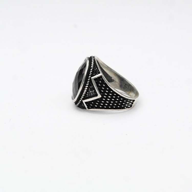 Facet Cut Opsidian Stone Model Men's Ring