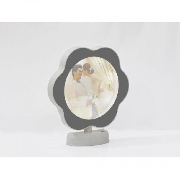 Papatya Şeklinde Sihirli Ayna Papatya Şeklinde Sihirli Ayna