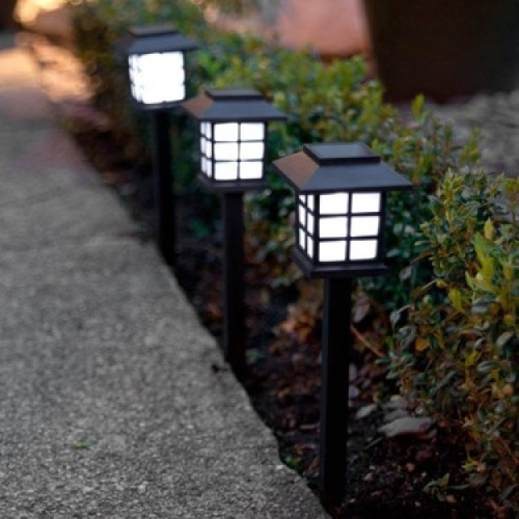Solar-Powered Garden Light Set, 6 Pieces