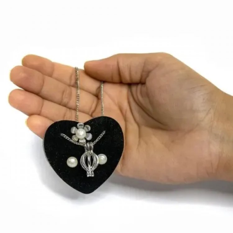 İstridye İçinde İnci Kolye İstridye İçinde İnci Kolye