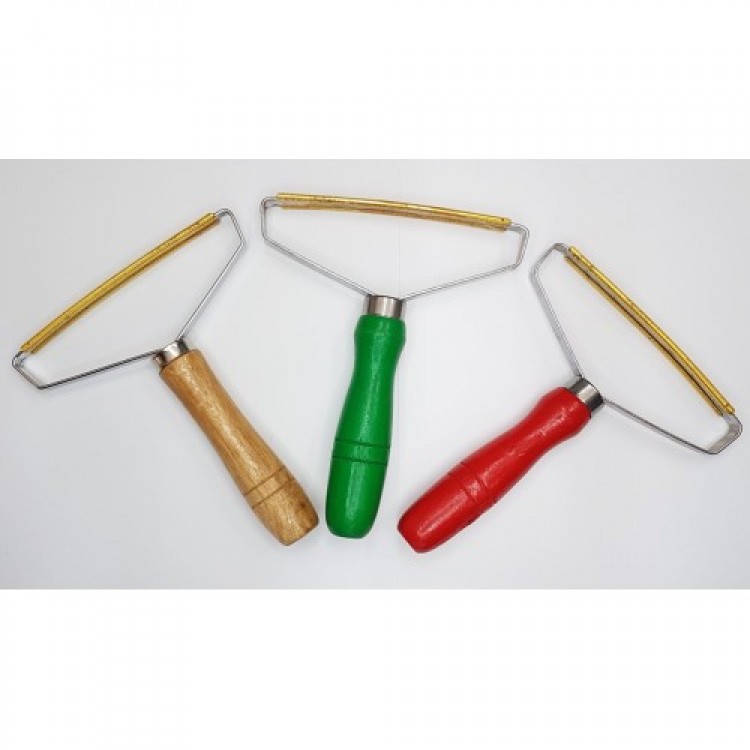 Elbise Tiftik ve Tüy Toplama Aleti (Demir) Elbise Tiftik ve Tüy Toplama Aleti (Demir)