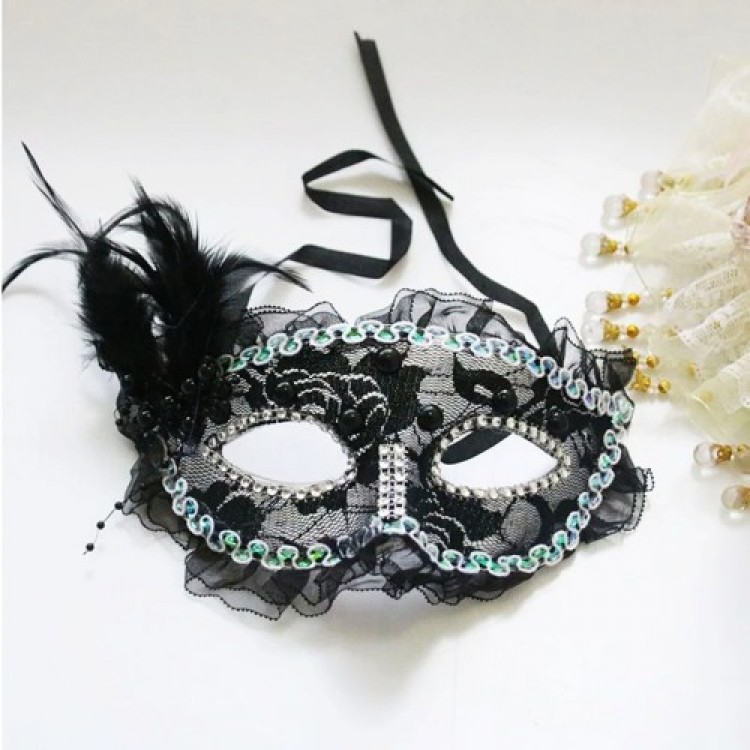 Pearl Embroidered Stoned Lace Party Mask