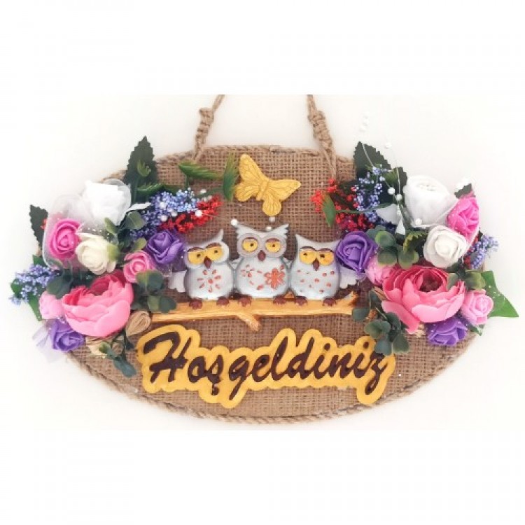 Baykuş Ailesi Hoşgeldiniz Yazılı Çiçekli El Yapımı Kapı Süsü Baykuş Ailesi Hoşgeldiniz Yazılı Çiçekli El Yapımı Kapı Süsü