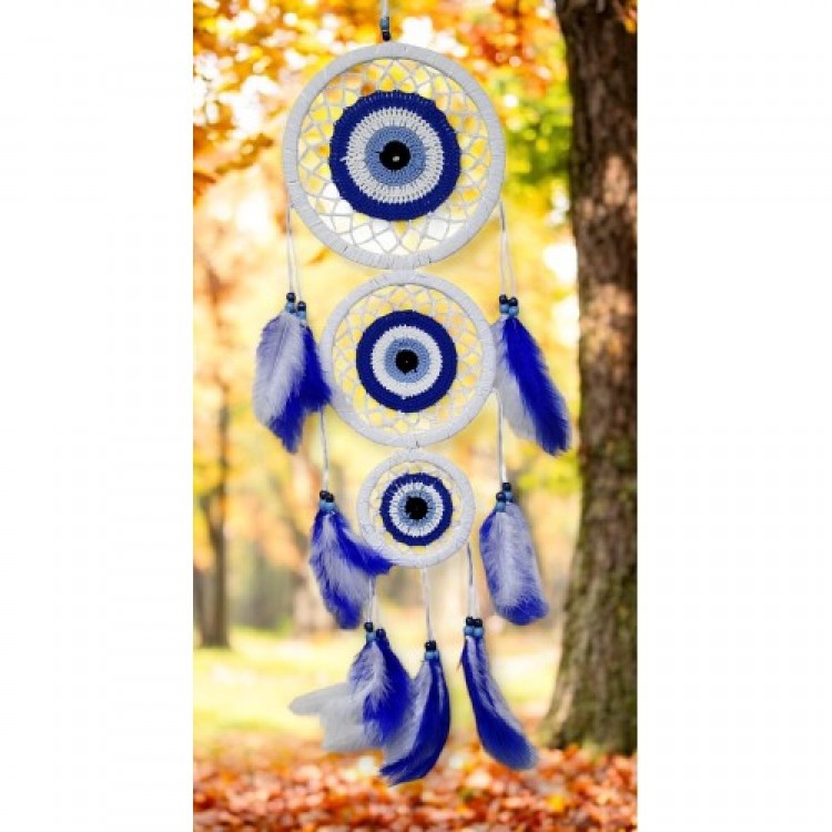 White Wall Decoration with Three Circles and Bird Feathers Featuring Nazar Motifs