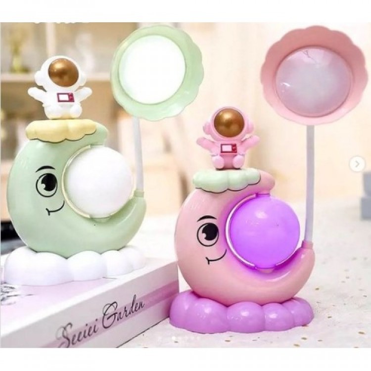 Çocuk Odası Ay ve Astronot Desenli Gece Lambası