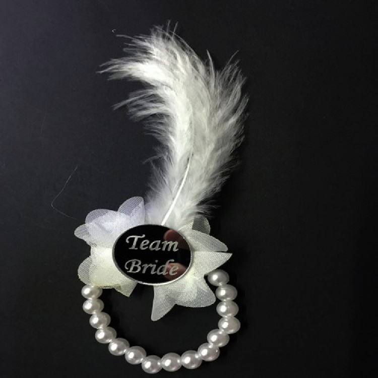 Pearl Bridesmaid Bracelet Silver Plexiglass White Oyster 7-Piece Set