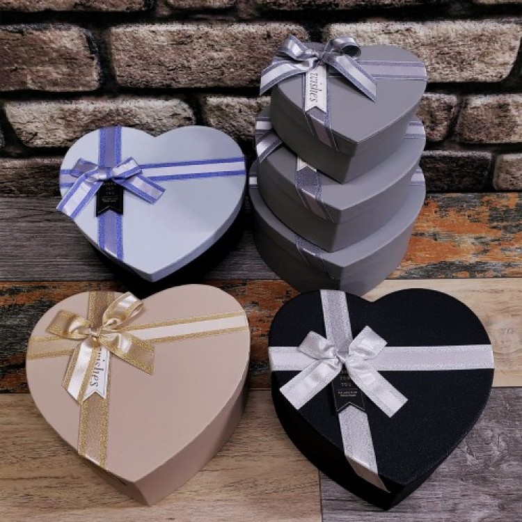 Gift Heart Box 3-Piece Set Gift Heart Box 3-Piece Set