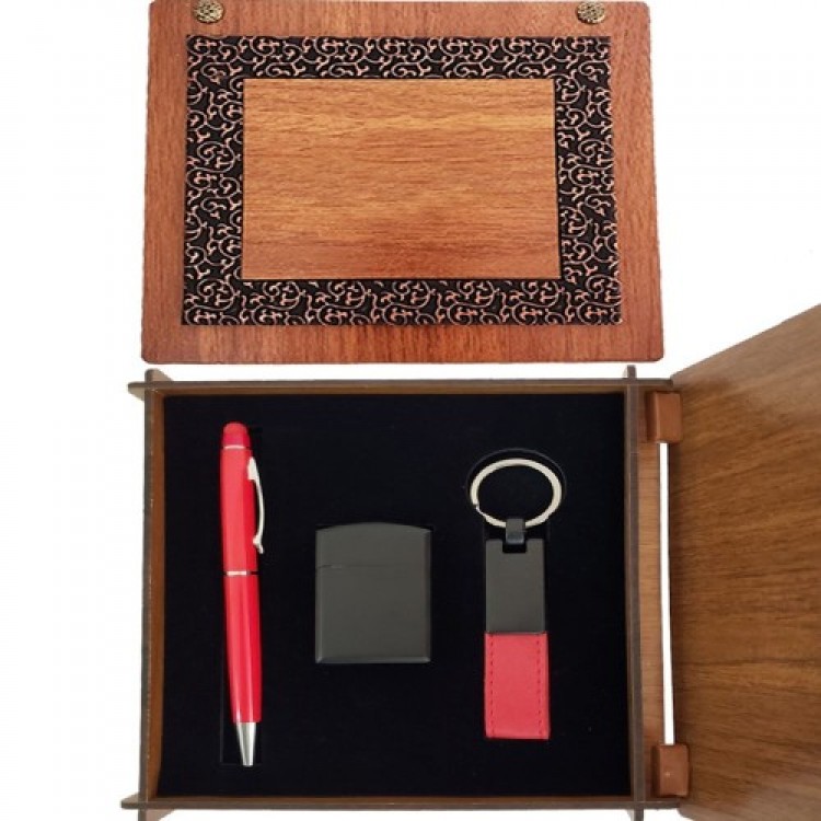 Wooden Box Red Pen Keyring and Lighter Set