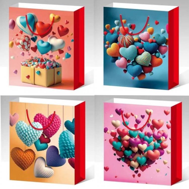 Büyük Boy Kalp Desenli Karton Çanta Büyük Boy Kalp Desenli Karton Çanta