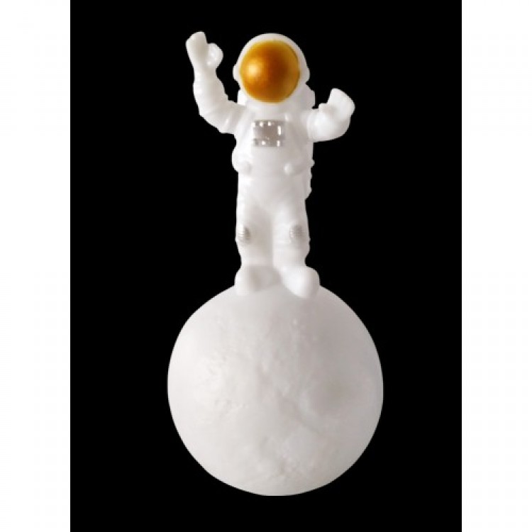 Astronaut-Shaped Night and Table Lamp